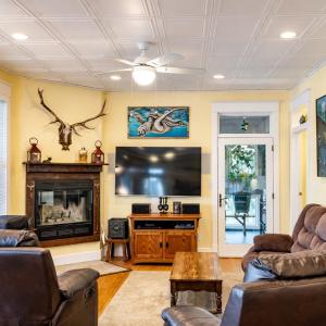 Photo #14 of 615 Sandie Point Dr, Clarksville, VA 28.7 acres