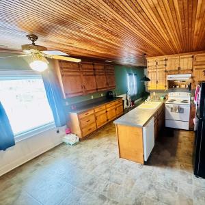 Photo #11 of 3984 Farmville Road, Farmville, VA 1.5 acres