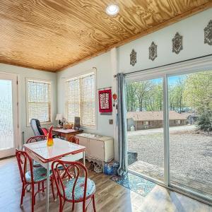 Photo #3 of 449 Gila Trail, Bracey, VA 0.1 acres