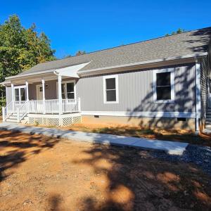 Photo #17 of 121 Sharps Creek Dr, Scottsville, VA 3.8 acres