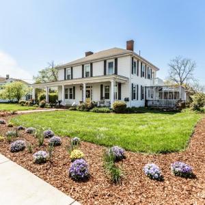 Photo #3 of 151 Burke Street, Appomattox, VA 0.8 acres