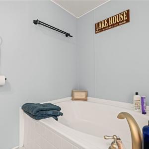 Photo #16 of 358 Eagle Trail, Bracey, VA 0.1 acres