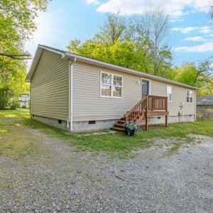 Photo #24 of 509 Hill St, Farmville, VA 0.3 acres