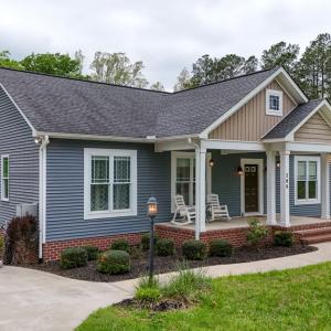Photo #4 of 208 Thomas Circle, Farmville, VA 0.6 acres