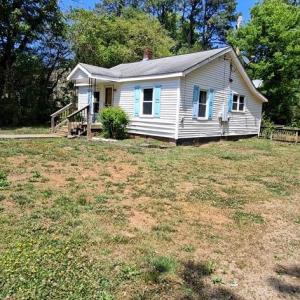 Photo #2 of 117 Pettus St, Chase City, VA 0.2 acres