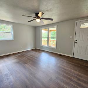 Photo #9 of 5290 Dixie Hill Rd, Buckingham, VA 0.6 acres