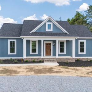 Photo #2 of 8714 Hat Creek Rd., Brookneal, VA 1.1 acres