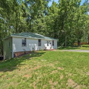 Photo #27 of 602 Longwood Avenue, Farmville, VA 0.3 acres