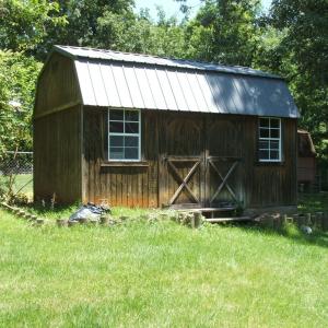 Storage building