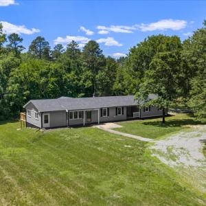 Photo #2 of 1240 OLD CLUSTER SPRINGS RD, South Boston, VA 1.0 acres