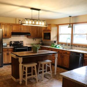 Photo #11 of 2985 Cumberland Road, Farmville, VA 0.8 acres