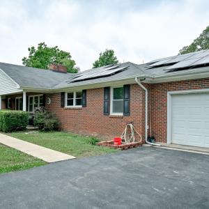 Photo #3 of 2985 Cumberland Road, Farmville, VA 0.8 acres