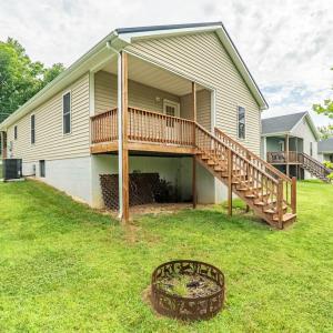 Photo #31 of 2357 Layne Street, Farmville, VA 0.2 acres
