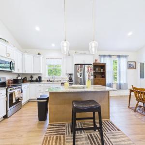 Photo #4 of 358 Blackwell Rd, Scottsville, VA 3.9 acres