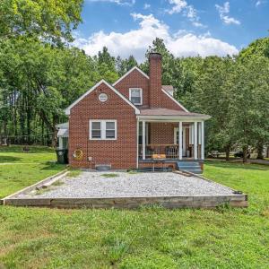 Photo #3 of 1900 9th St, Victoria, VA 1.3 acres
