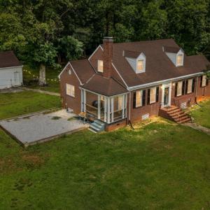Photo #5 of 1900 9th St, Victoria, VA 1.3 acres