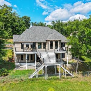 Photo #6 of 111 Sunset Dr, Clarksville, VA 1.7 acres