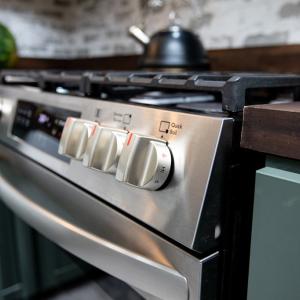 Gas cooking
