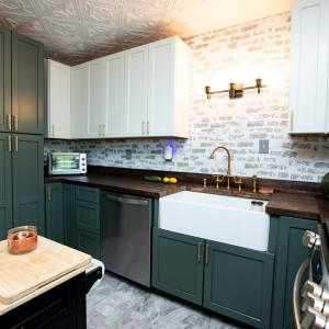 In addition to the large amount of kitchen storage there is also a pantry