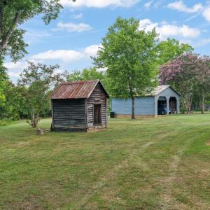 Photo #8 of 1165 Hackberry Road, Sutherlin, VA 2.0 acres