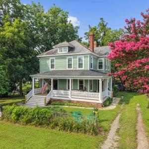 Photo #5 of 406 East Tennessee Avenue, Crewe, VA 0.5 acres