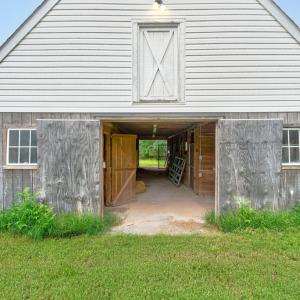 Barn