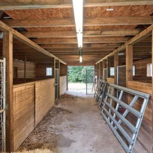 Barn Interior 5 Stalls