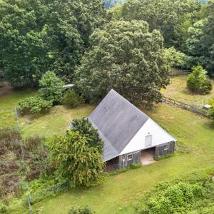 Barn