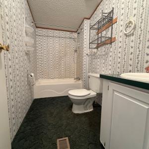 Photo #15 of 1092 Melon Rd, South Boston, VA 1.0 acres