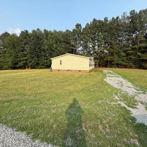 Photo #5 of 1092 Melon Rd, South Boston, VA 1.0 acres