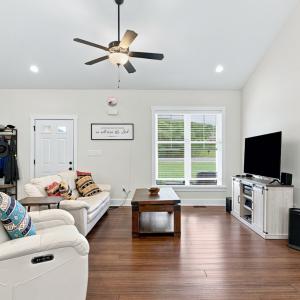 Photo #13 of 302 Thomas Circle, Farmville, VA 0.5 acres