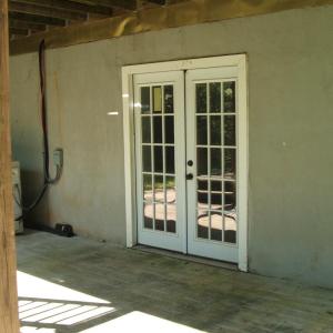Entrance to walk-out basement