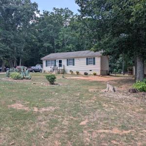 Photo #3 of 11111 S James Madison Hwy, Dillwyn, VA 1.3 acres