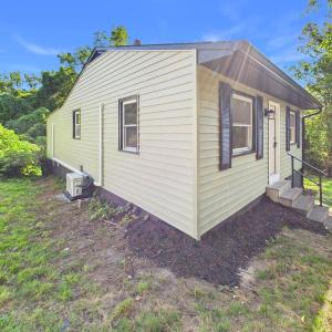 Photo #4 of 604 Grace St, Farmville, VA 0.1 acres