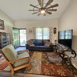 Photo #4 of 551 Poorhouse Rd, Rice, VA 2.0 acres