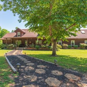 Photo #3 of 1323 Old Peachtree Road, Green Bay, VA 12.6 acres