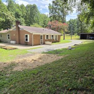 Photo #2 of 2159 Glenmore Rd, Scottsville, VA 5.2 acres