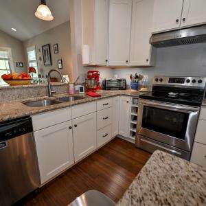 Photo #8 of 104 Jay's Road, Farmville, VA 0.5 acres
