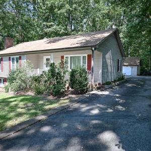 Photo #3 of 1602 Briery Rd, Farmville, VA 0.9 acres