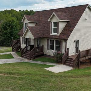 Photo #2 of 195 Horsehoe Dr, Hurt, VA 8.8 acres