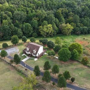 Photo #5 of 195 Horsehoe Dr, Hurt, VA 8.8 acres