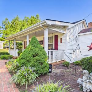 Photo #2 of 471 Main St, Dillwyn, VA 1.0 acres