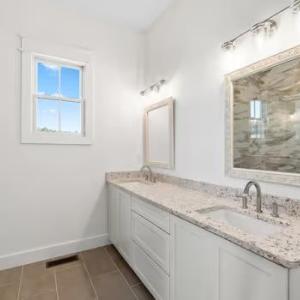 Owner's Suite Bathroom