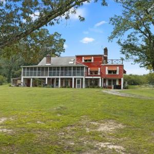Home at 610 Lockett Rd