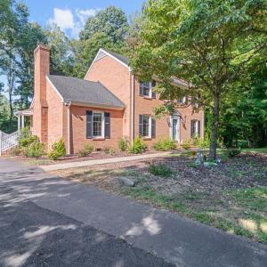 Photo #3 of 1710 PRICE DR, Farmville, VA 1.2 acres