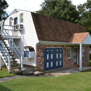 Large 2 level work shop!
