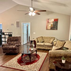 Photo #2 of 9880 Knobs Hill Ln, Amelia, VA 1.4 acres