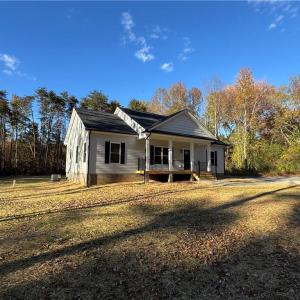 Photo #2 of 3 Coffeys, Farmville, VA 2.7 acres