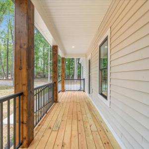 Front country porch