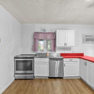 Photo #21 of 401 College Avenue, Blackstone, VA 0.4 acres